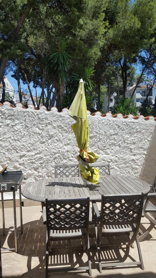 Semi-detached Adosado Con Encanto -130 M2 - Wifi 600 Mb - Piscina Comunitaria - Patio Privado Apartment *