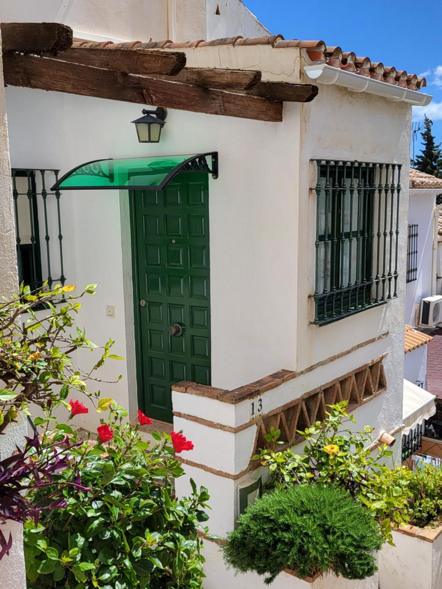 Apartment Semi-detached Adosado Con Encanto -130 M2 - Wifi 600 Mb - Piscina Comunitaria - Patio Privado